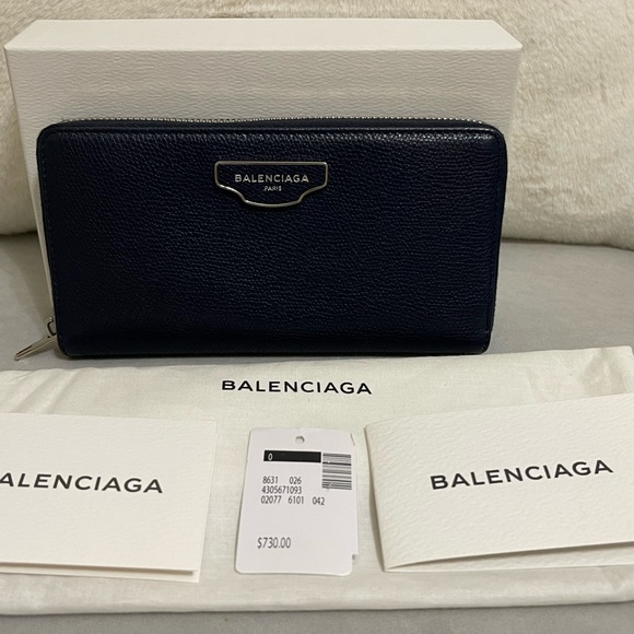 Balenciaga Leather Wallet - Authentic - Picture 4 of 5